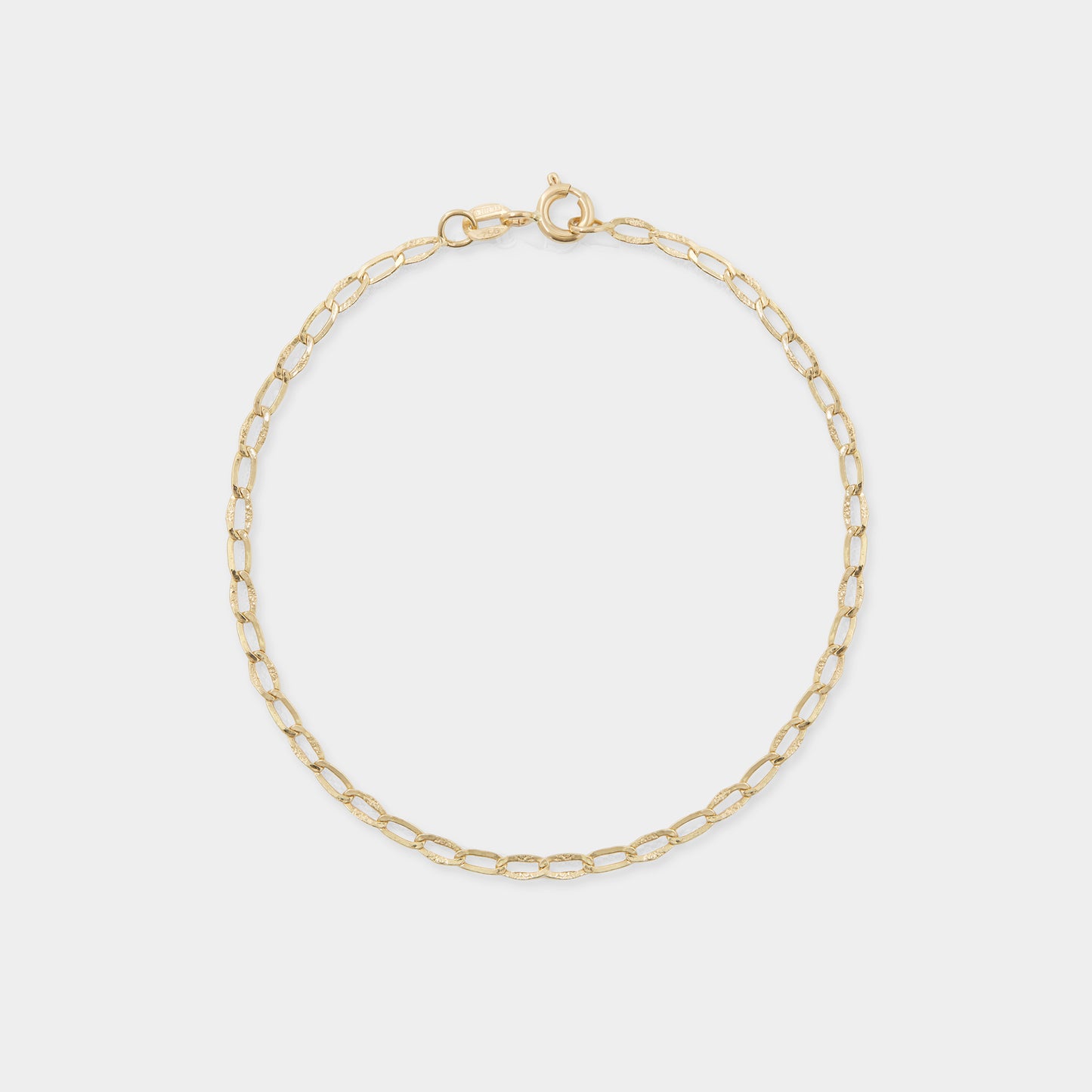 18K Yellow Gold Figaro Embossed Link Chain Bracelet