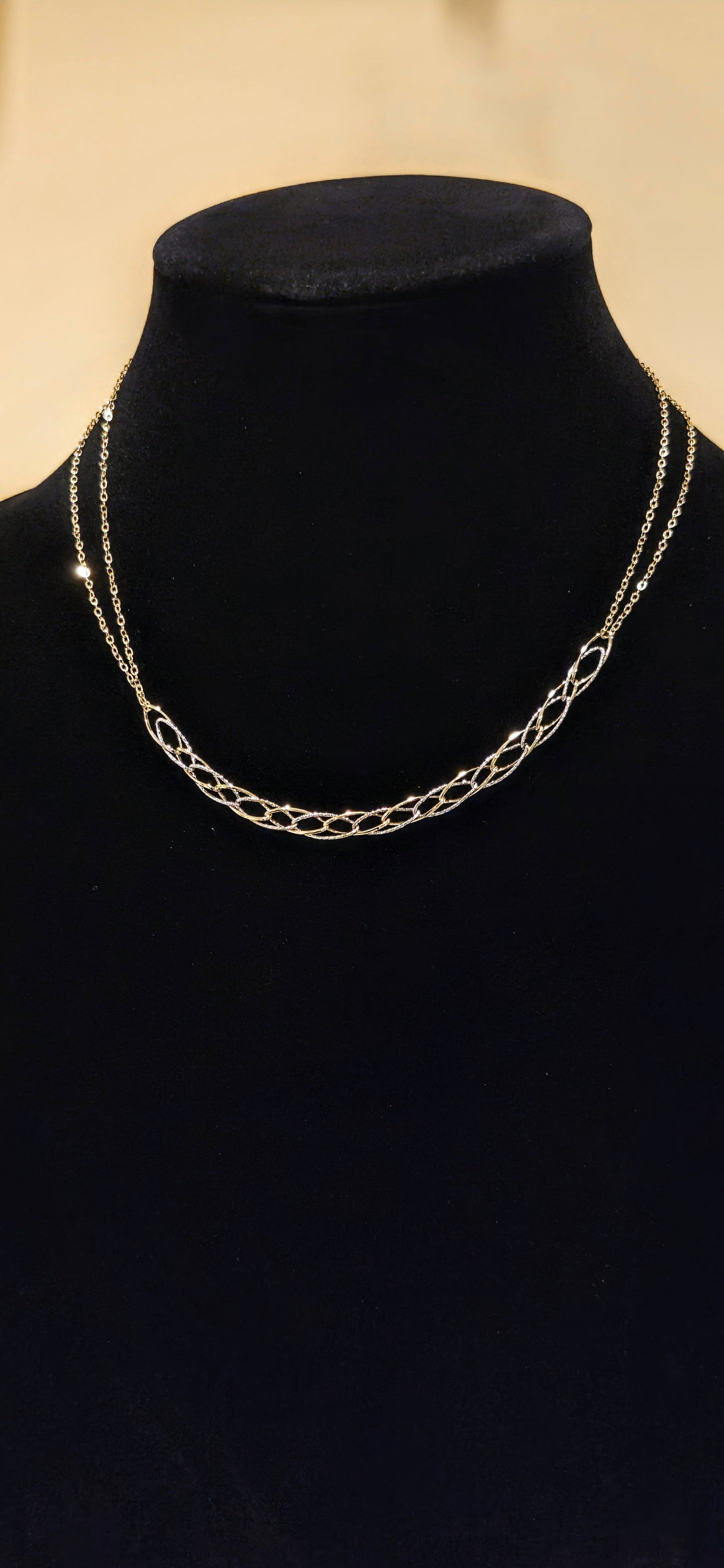 18K Gold 2 Tone Twisted Twin Link Necklace 2.5 gr, Length 44cm