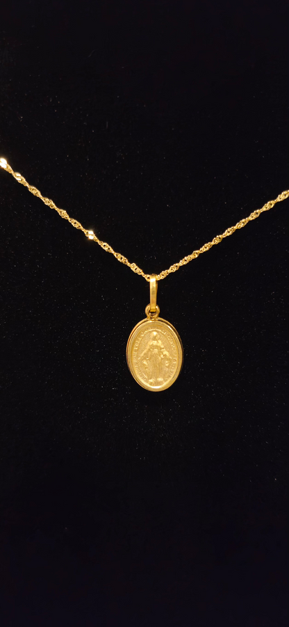 18K Gold Miraculous medals 1 gr.  Length 1.5 cm