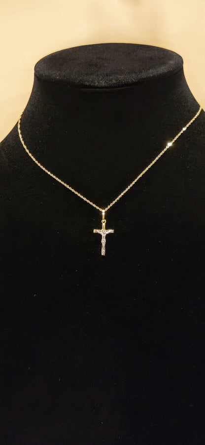 18K Yellow and White Gold Cross/Crucifix 0.9 gr  Length 1.8 cm Width 1.2 cm