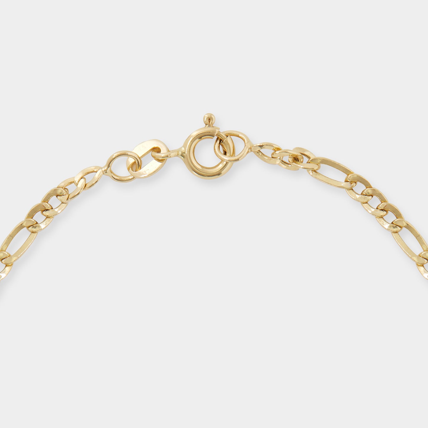 18K Yellow Gold Figaro Link Chain bracelet