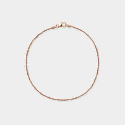 Set, featuring the timeless elegance of white, pink, and yellow 18 K Gold.