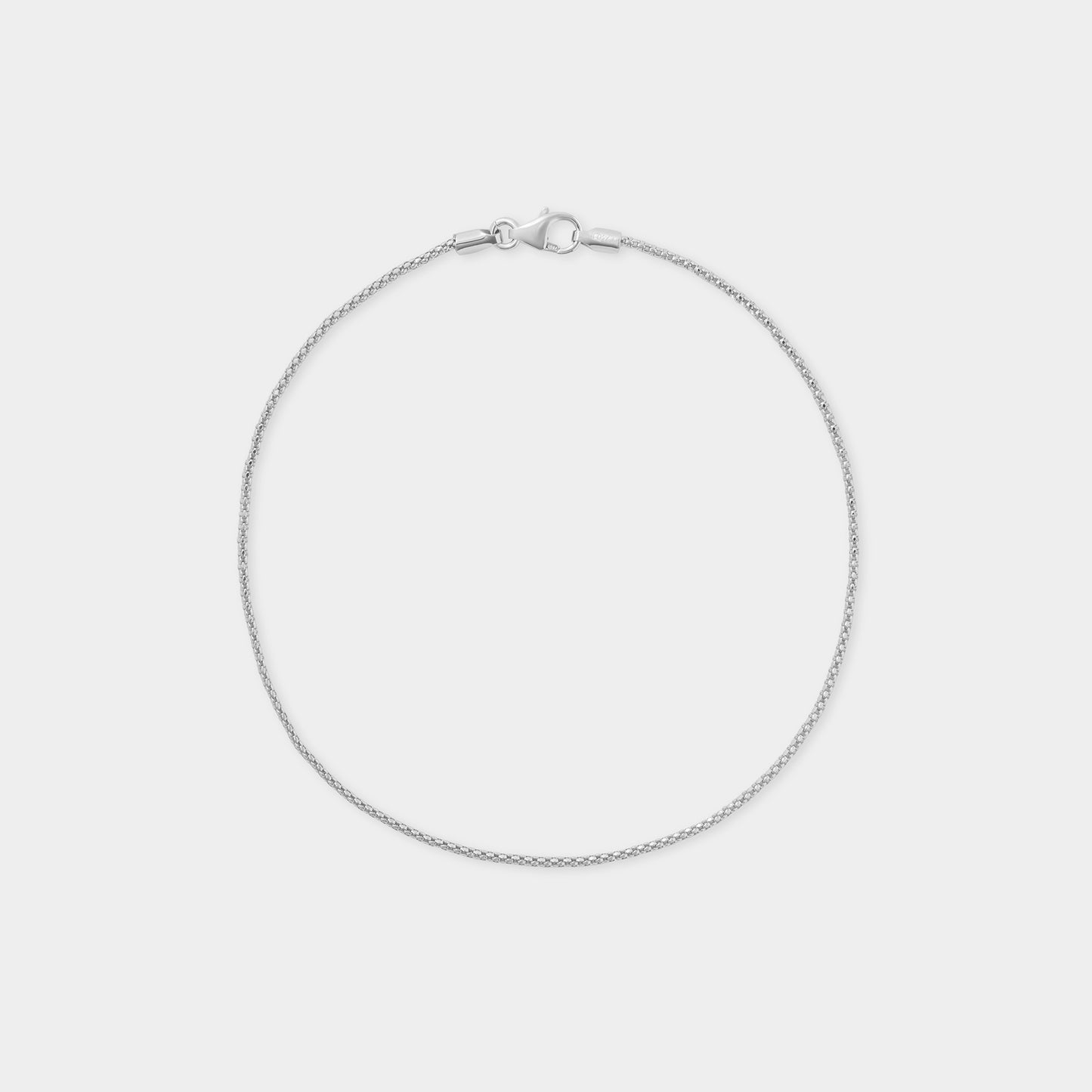 Set, featuring the timeless elegance of white, pink, and yellow 18 K Gold.