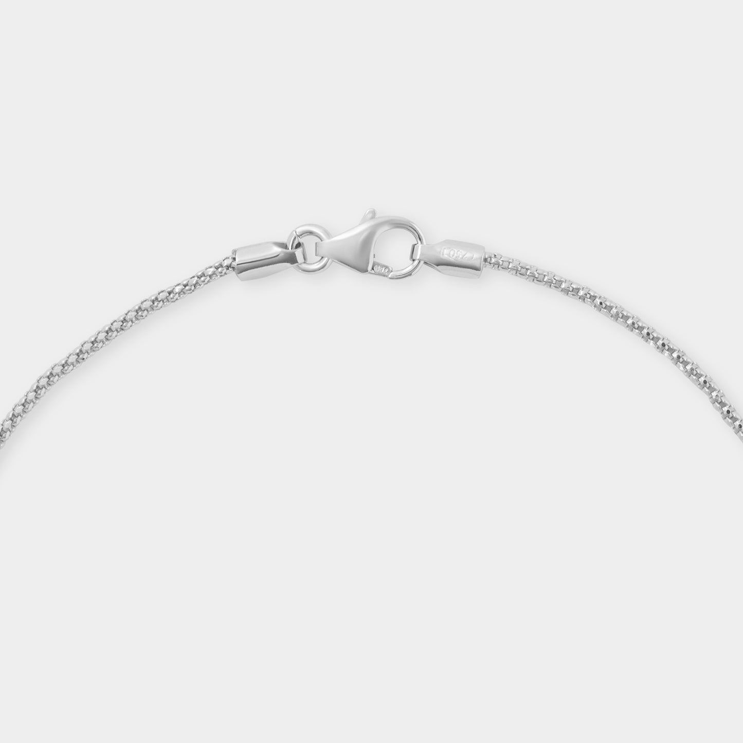 Set, featuring the timeless elegance of white, pink, and yellow 18 K Gold.