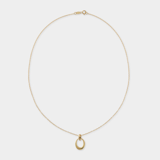 18 K Gold Anchor Necklace & 18 K Yellow Gold Oval Pendent