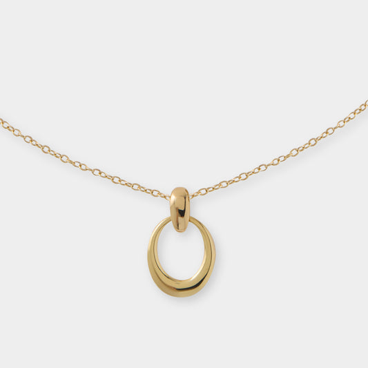 18 K Gold Anchor Necklace & 18 K Yellow Gold Oval Pendent