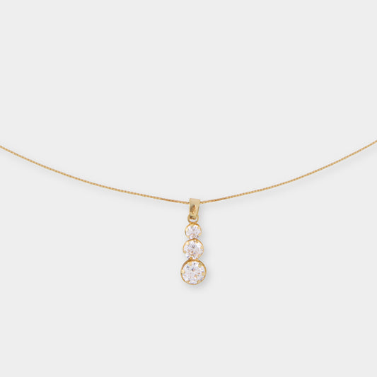 18 K Gold Box Chain & Trinity Sapphire Pendent